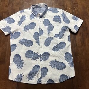 IZOD Saltwater Hawaiian Mens XL Shirt Relaxed‎ Classics Blue Pineapple Print